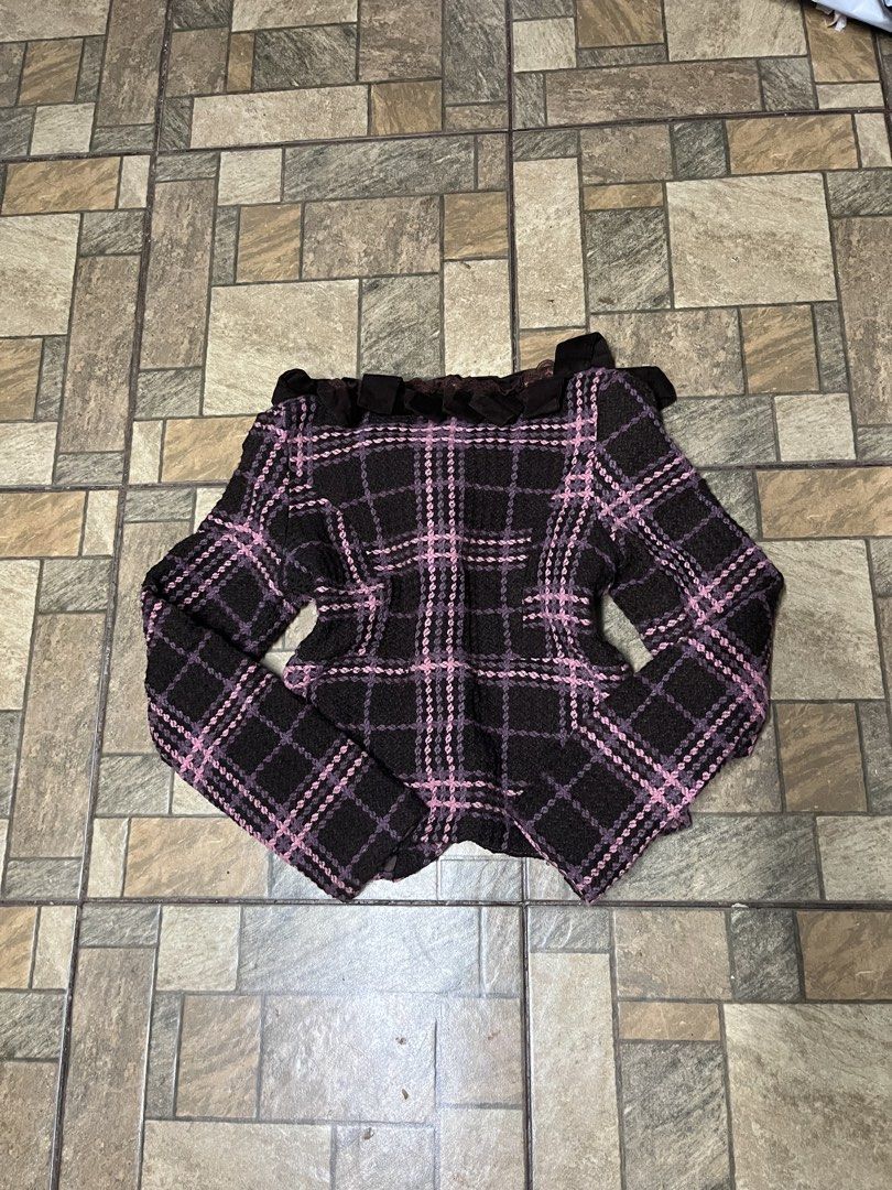Winter Jacket Pink Black Gingham Y2K (Category: Coats, Jackets and Outerwear) located in Makati City. Submitted by riefiana (Listing ID 1455589056, Image 2). Description: STILL AVAILABLE UNLESS MARK AS SOLD Size: S-M Loc: Palanan Makati/Near Vito Cruz Lrt Mop: Gcash/Maribank.