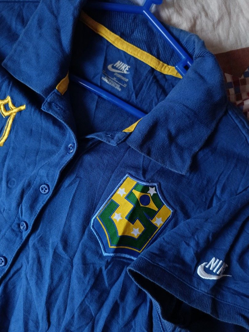y2k Nike brazil (Category: Shirts) located in Binalbagan. Submitted by dalethrift (Listing ID 1455535076, Image 2). Description: freeshipping negros loc authentic.