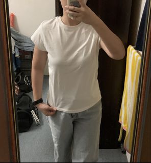 (Category: ) located in . Submitted by ashgoesthrifting (Listing ID 1455555089, Image 1). Description: .