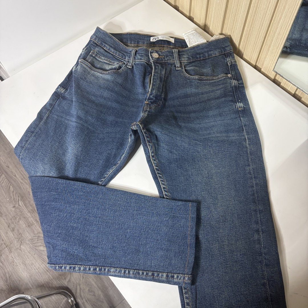Zara Dark Wash Denim Jeans (Category: Jeans) located in Baguio. Submitted by closetdropsbgo (Listing ID 1455621200, Image 1). Description: .