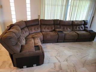 (Category: ) located in . Submitted by lhinsg (Listing ID 1455802890, Image 1). Description: .