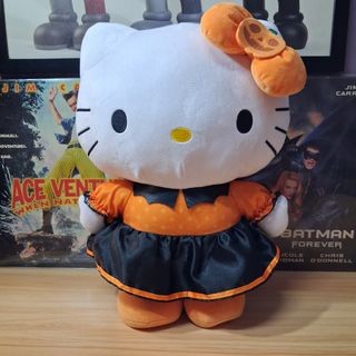 (Category: ) located in . Submitted by mobstreetwearhub (Listing ID 1455710923, Image 1). Description: .