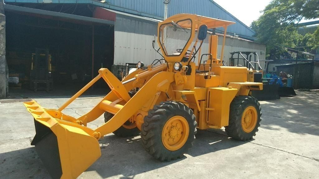 2022 Mitsui mini loader wheel Japan surplus (Category: Industrial Equipment) located in Quezon City. Submitted by original_japan.surplus (Listing ID 1455717050, Image 2). Description: Mini loader Brand Mitsui Model HL-707 Japan surplus bucket size .70 cubic meter Price ₱945K 0-9*1*7-5*5-0*0-5*0*5 0*9*3-3-8*1-2*0-0*9-0.