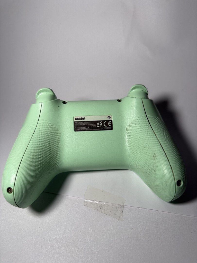 8BitDo Ultimate 2C Wireless Controller Green (Category: Controllers) located in Petaling Jaya. Submitted by mrsijil (Listing ID 1455822990, Image 2). Description: Hi, want to let go: - Original 8BitDo Ultimate 2C wireless controller - Includes wireless USB adapter - Works great, minor scuffs on the back - Perfect for your next gaming session.