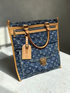 （分類：）位於 。 由 unicornlux 提交（商品編號 1312904379，圖片 1）。簡介： 。