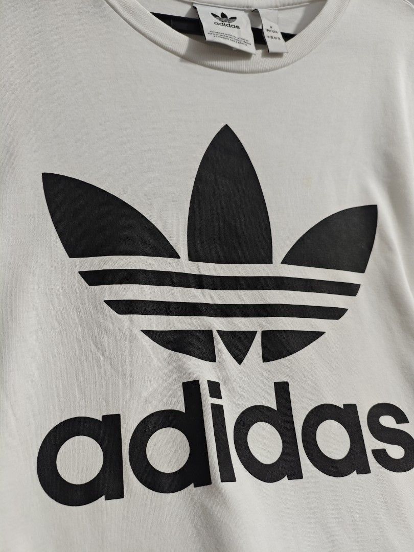 Adidas Three Stripes World Brand Men Tshirt (Category: Tshirts & Polo Shirts ) located in Baguio. Submitted by jayjay_apparel01 (Listing ID 1455774401, Image 3). Description: Adidas Three Stripes World Brand Men Tshirt Color Rate 9.8/10 Flaw Minimal Hole Complete Tags Cotton Tela Machine Washed Size Large Dimes 21 Width 28 Length Price P220.