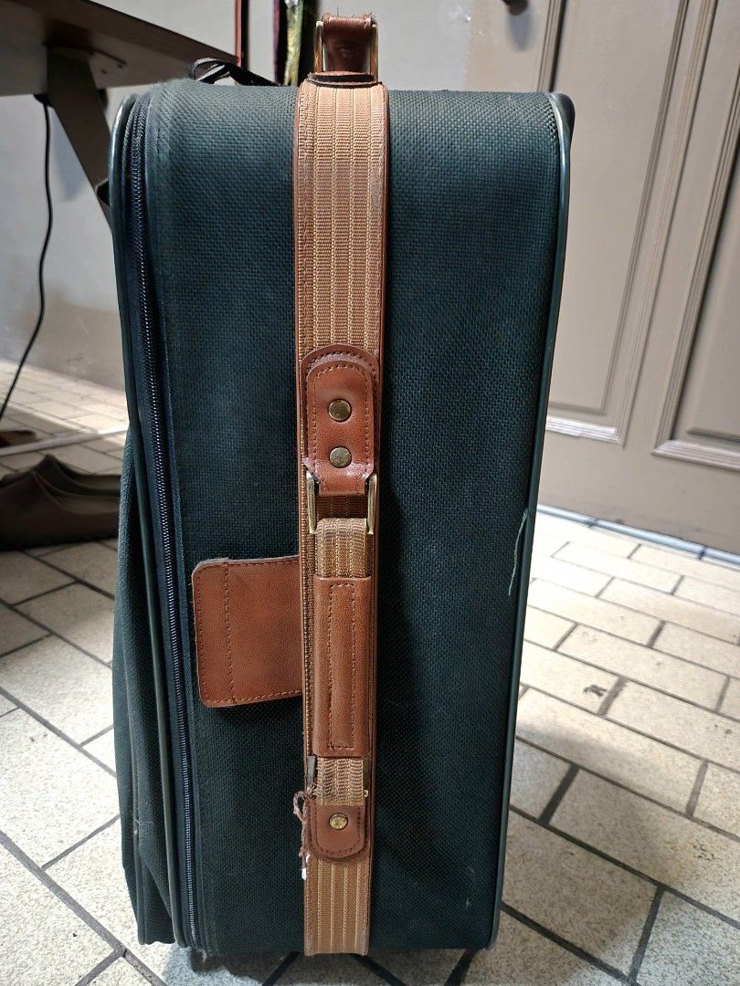 Antler Vintage Luggage (Category: Luggage) located in Manila. Submitted by oki.ukay (Listing ID 1455786624, Image 3). Description: -Minimal flaw on the wheel (refer to photo) -Location: san andres manila -size on the picture .