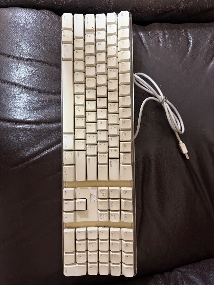 Apple keyboard （分類：電腦鍵盤及相關產品）位於 Hong Kong。 由 petersummm 提交（商品編號 1455831775，圖片 1）。簡介： 。