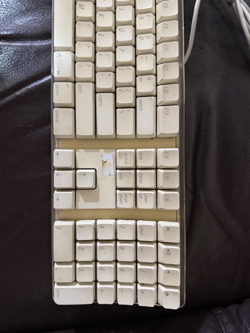 Apple keyboard （分類：電腦鍵盤及相關產品）位於 Hong Kong。 由 petersummm 提交（商品編號 1455831775，圖片 3）。簡介： 。