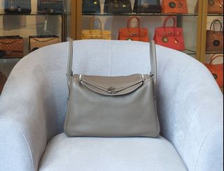 (Category: ) located in . Submitted by luxurydesignerbrands (Listing ID 1455831460, Image 1). Description: .