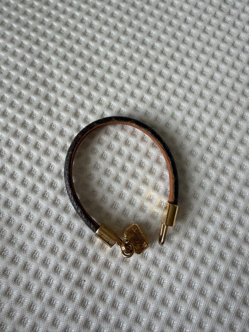 Authentic Louis Vuitton Keep it bracelet (Category: Bracelets) located in San Juan City. Submitted by kimseokjinlee (Listing ID 1455677005, Image 2). Description: Authentic LV bracelet. 17cm. With dust bag and box. SF will be shouldered by the buyer. .