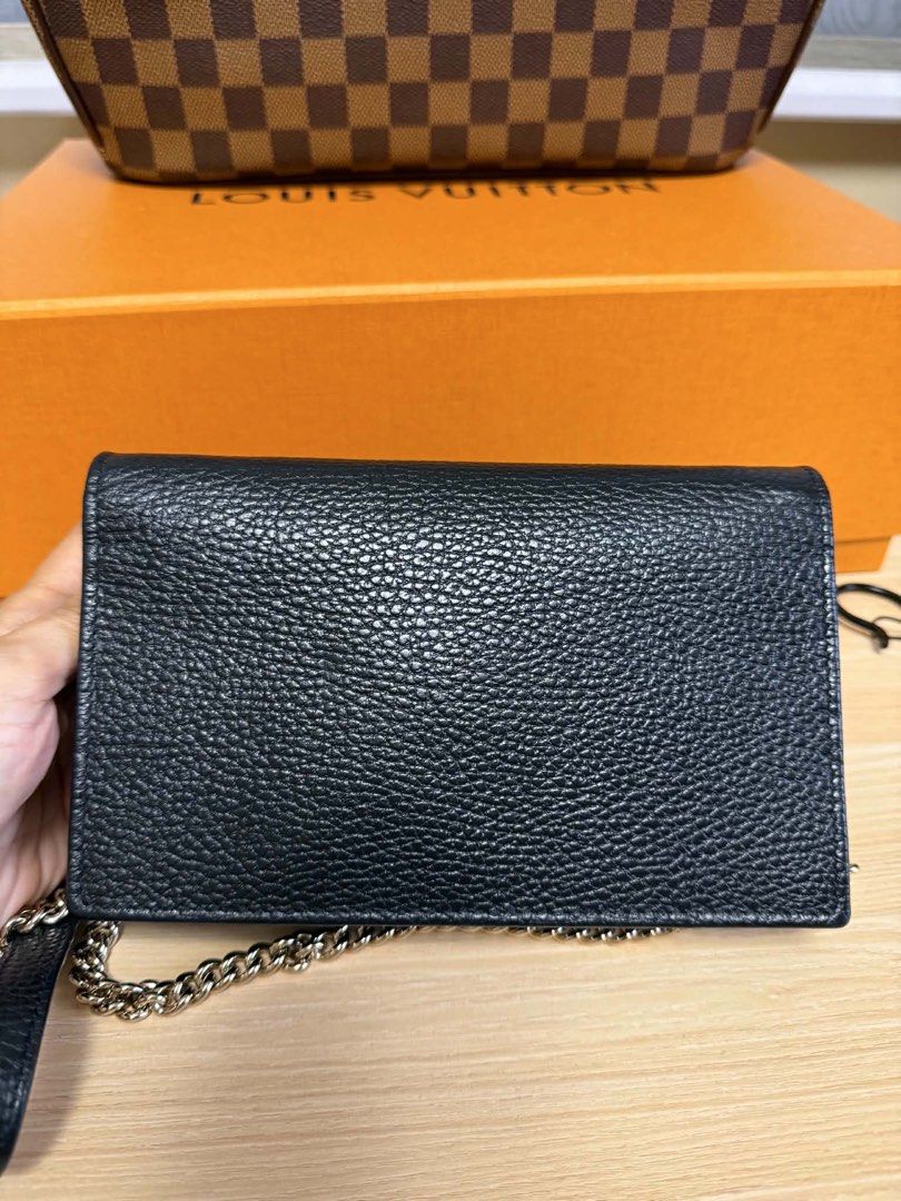 bag (Category: Luxury Bags & Wallets) located in Manila. Submitted by loveluxe_ph22 (Listing ID 1455679945, Image 3). Description: all items are 100% original and moneyback guarantee.