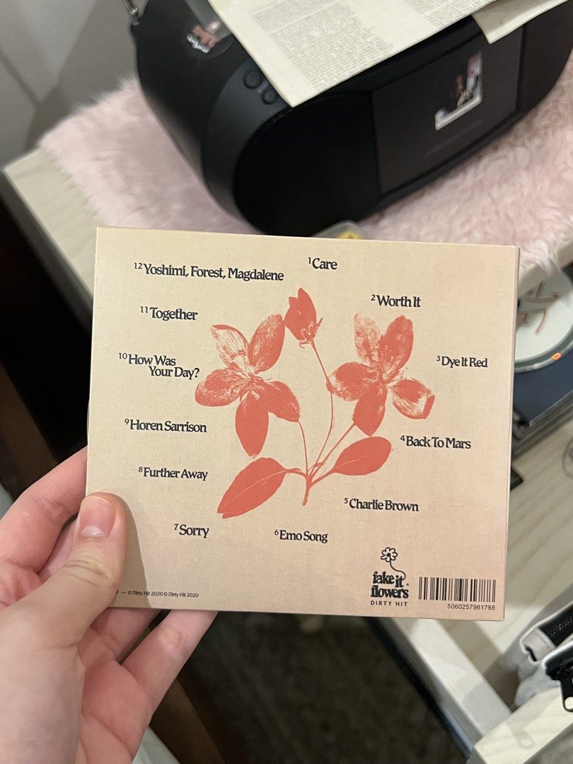 beabadoobee fake it flowers cd (Category: CDs & DVDs) located in Manila. Submitted by alliethrift (Listing ID 1455805141, Image 3). Description: cd beabadoobee fake it flowers retro niche music album indie pop grab/jnt gcash/bank transfer.