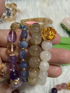 (Category: ) located in . Submitted by cinderella2020 (Listing ID 1455799260, Image 1). Description: .