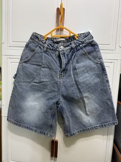（分類：）位於 。 由 lineupforclothes 提交（商品編號 1455775543，圖片 1）。簡介： 。