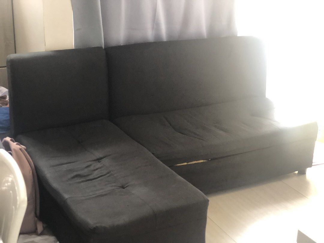 Black sofa (Category: Sofas) located in Manila. Submitted by bolivarcha06456 (Listing ID 1455688057, Image 1). Description: .