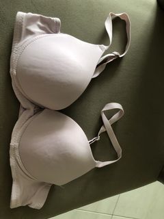 (Category: ) located in . Submitted by kairossssss (Listing ID 1455708523, Image 1). Description: .
