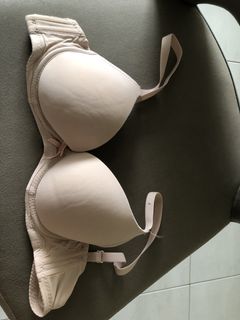 (Category: ) located in . Submitted by kairossssss (Listing ID 1455706004, Image 1). Description: .
