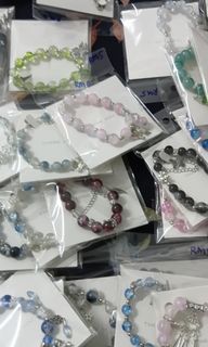 (Category: ) located in . Submitted by piya_preloved (Listing ID 1455840122, Image 1). Description: .