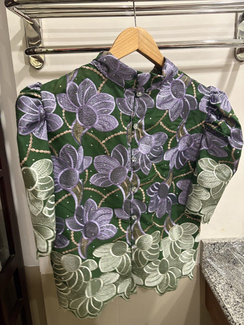 Brand New Filipiniana (Category: Clothes Drying Rack) located in Quezon City. Submitted by gingerbreaddog (Listing ID 1455679014, Image 2). Description: Just bought it. Brand New Super nice. Size: Large RFS: event cancelled.