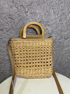 (Category: ) located in . Submitted by restyle_co. (Listing ID 1455822327, Image 1). Description: .