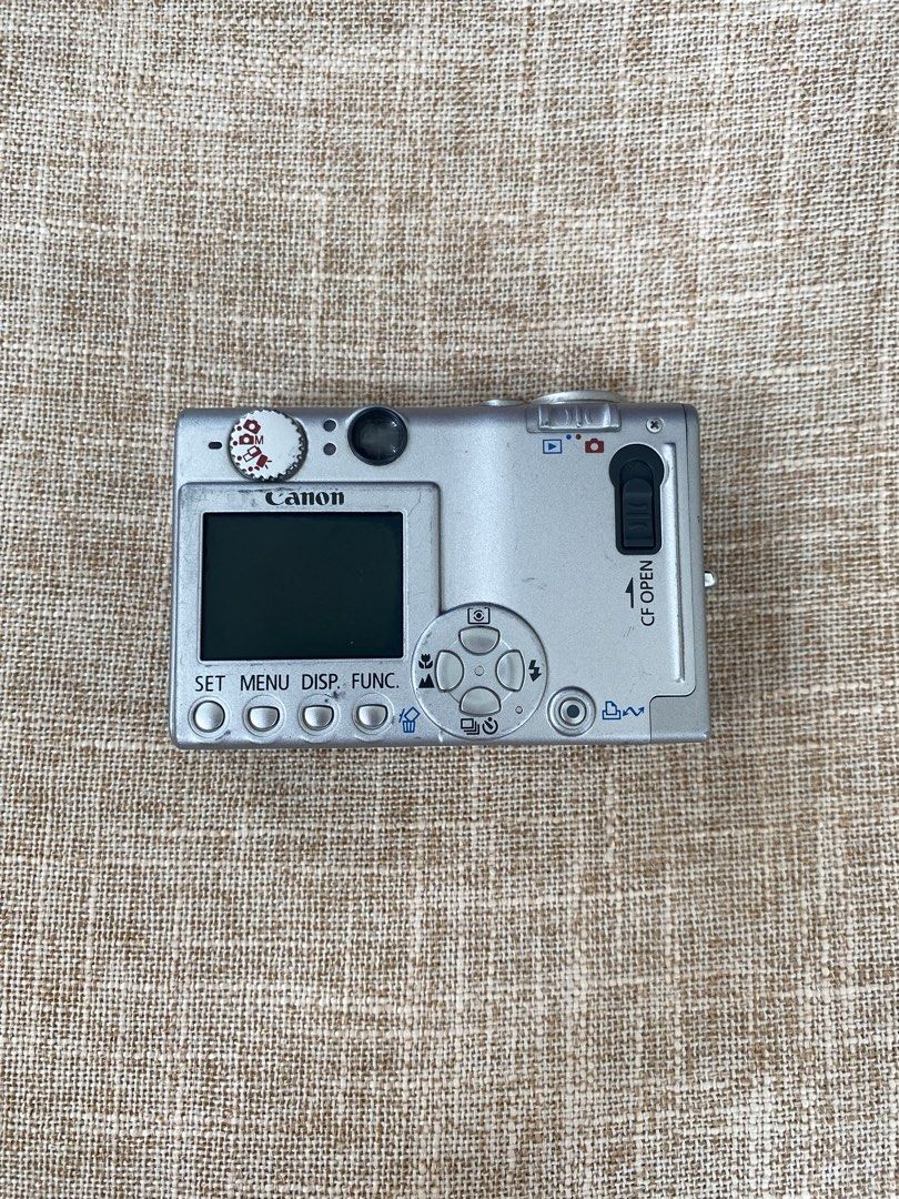 Canon Digital IXUS 500 (Category: Cameras) located in Santa Rosa. Submitted by cl_mns (Listing ID 1455724602, Image 1). Description: Untested Canon IXUS 500 Good body condition.