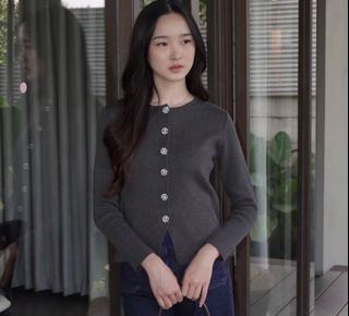(Kategori: ) berada di . Dikirim oleh moormaid__ (ID iklan 1455836478, Gambar 1). Deskripsi: .