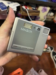 （分類：）位於 。 由 iamnotokba 提交（商品編號 1455815537，圖片 1）。簡介： 。