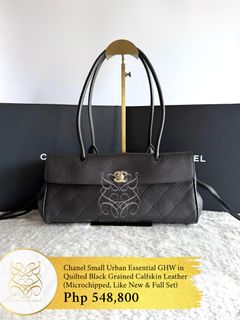 (Category: ) located in . Submitted by belles_lux_closet (Listing ID 1455695056, Image 1). Description: .