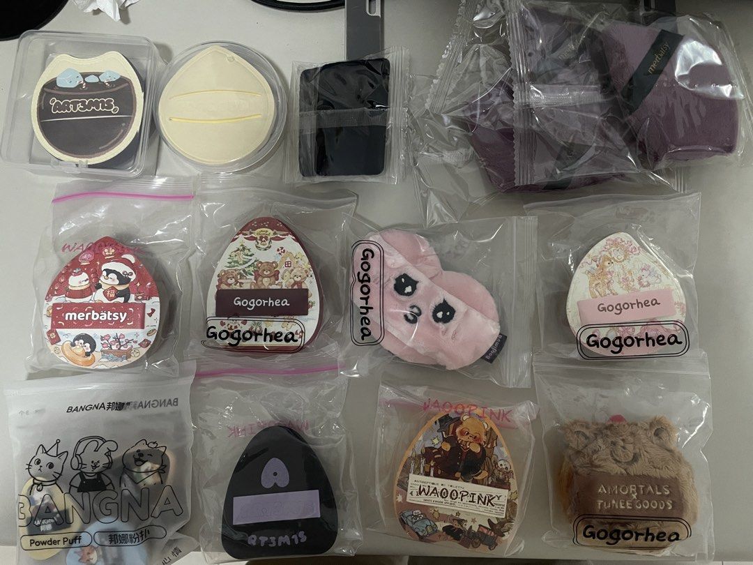 Makeup sponge (Category: Makeup) located in Singapore. Submitted by keleslin (Listing ID 1445933323, Image 1). Description: New makeup sponges $13 for all + additional freebies Meet hougang mailing +$2.70 .