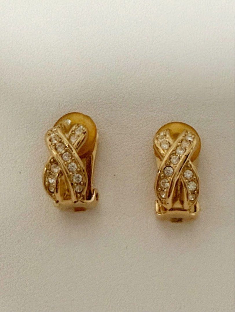 Christian Dior Earrings (Category: Luxury Accessories) located in Quezon City. Submitted by liezl.marie (Listing ID 1455719295, Image 1). Description: Vintage Christ!an Di0r X-shaped clip-on earrings featuring sparkling crystal rhinestones set in a gold-tone crossover design. 5500 Open for layaway. Disclaimer: We are not affiliated, associated, authorized, endorsed by or in any way officially connected with any other company or luxury brand. All 