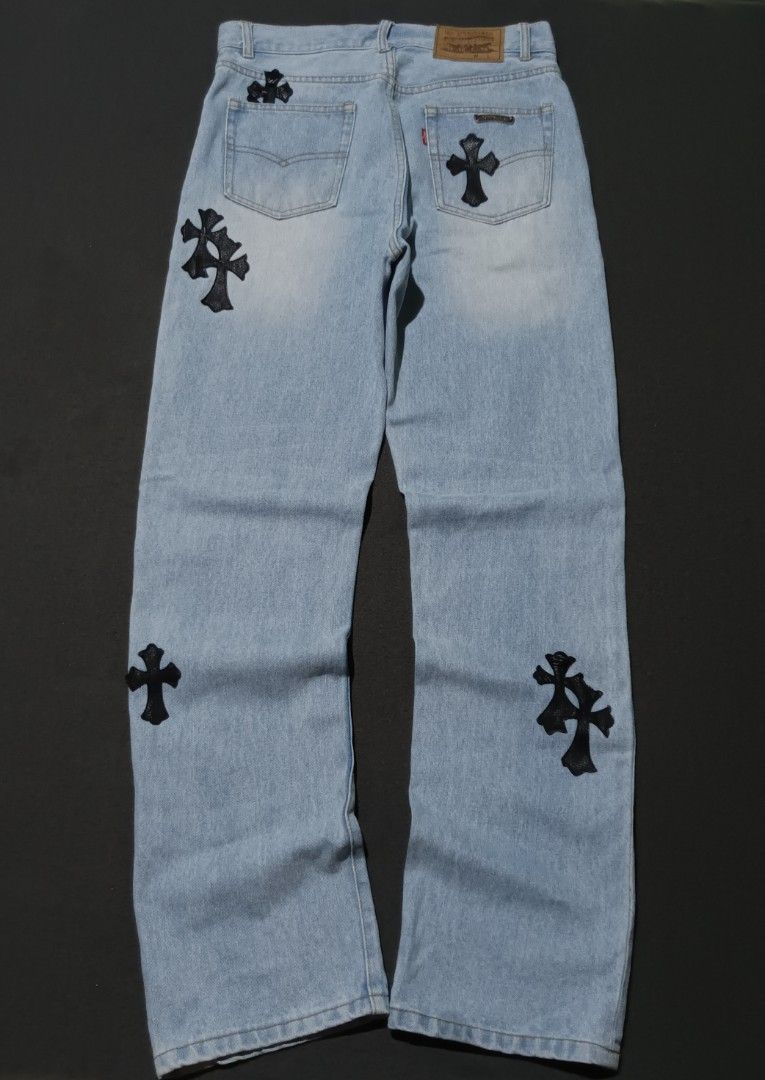 Chrome 🖤 x Levi's button fly denim pants (Category: Jeans) located in Manila. Submitted by eyldrn (Listing ID 1455730111, Image 2). Description: Ch x Levi's (OFF) ₱899 Dimes W-30-31 L-43 T-10.5 H-8 Condition 9.5/10 Color rate 10/10 issue: nasa last pic 2 slides,.