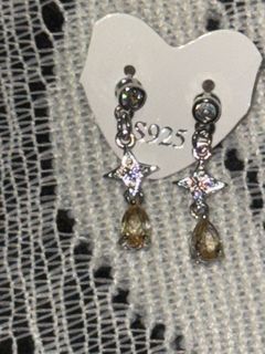 (Category: ) located in . Submitted by girlsdreamjewellery (Listing ID 1455842280, Image 1). Description: .