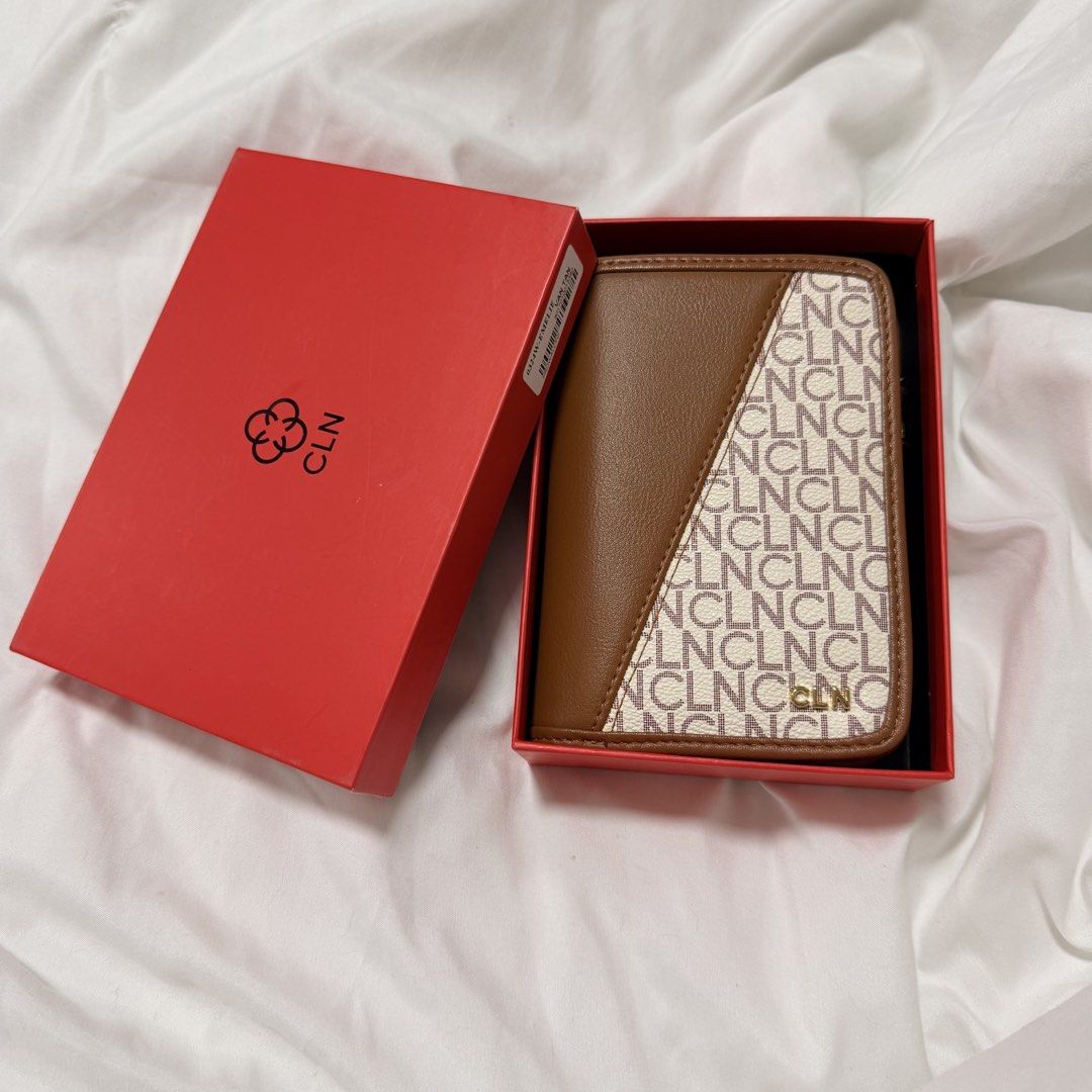 CLN Emelie Wallet from CLN Store (Category: Wallets & Card holders) located in Rizal. Submitted by lovedbyhannah (Listing ID 1455837952, Image 2). Description: .