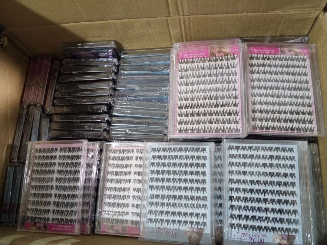 Cluster Lashes (Category: Face Care) located in Manila. Submitted by rlndhenise (Listing ID 1455768078, Image 1). Description: available now dm me or direct message sa page @Everything Era.