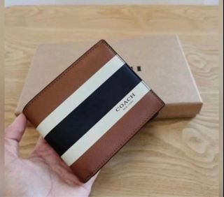 （分類：）位於 。 由 bellezza. 提交（商品編號 1455736456，圖片 1）。簡介： 。