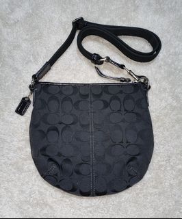 (Category: ) located in . Submitted by out.thrift (Listing ID 1455788480, Image 1). Description: .