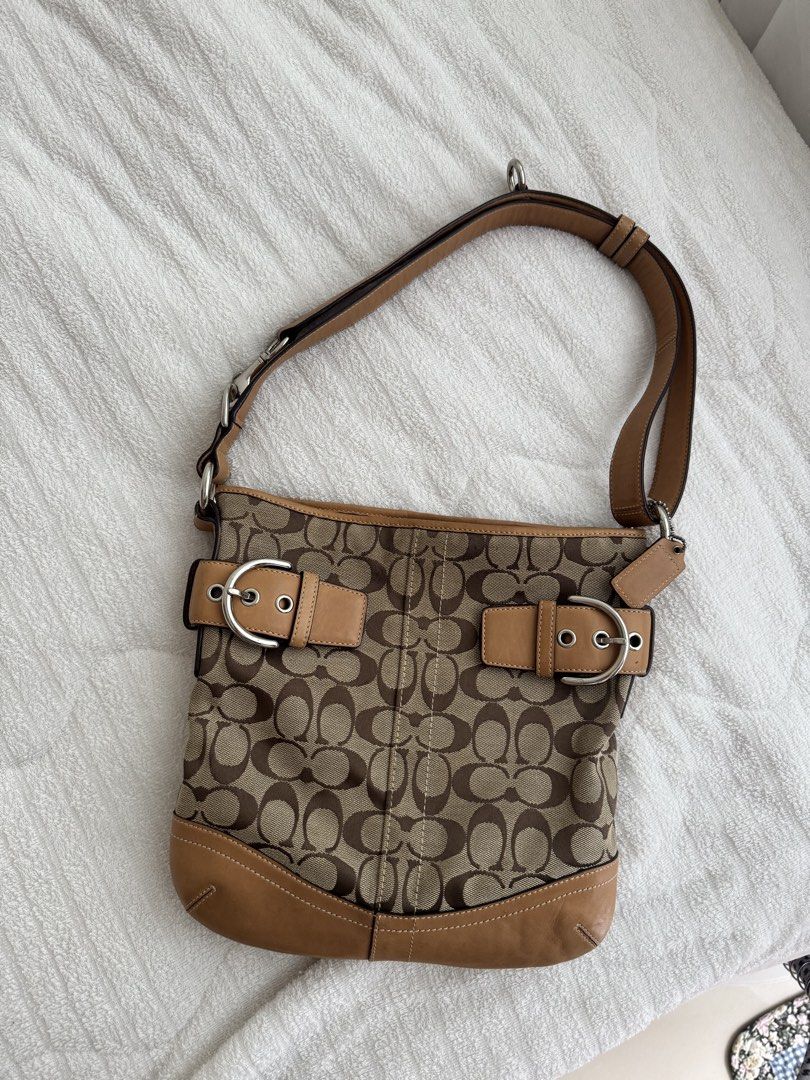Coach Vintage Bag (Category: Luxury Bags & Wallets) located in Mandaluyong City. Submitted by curiocache (Listing ID 1455686101, Image 1). Description: Bought from Japan!.