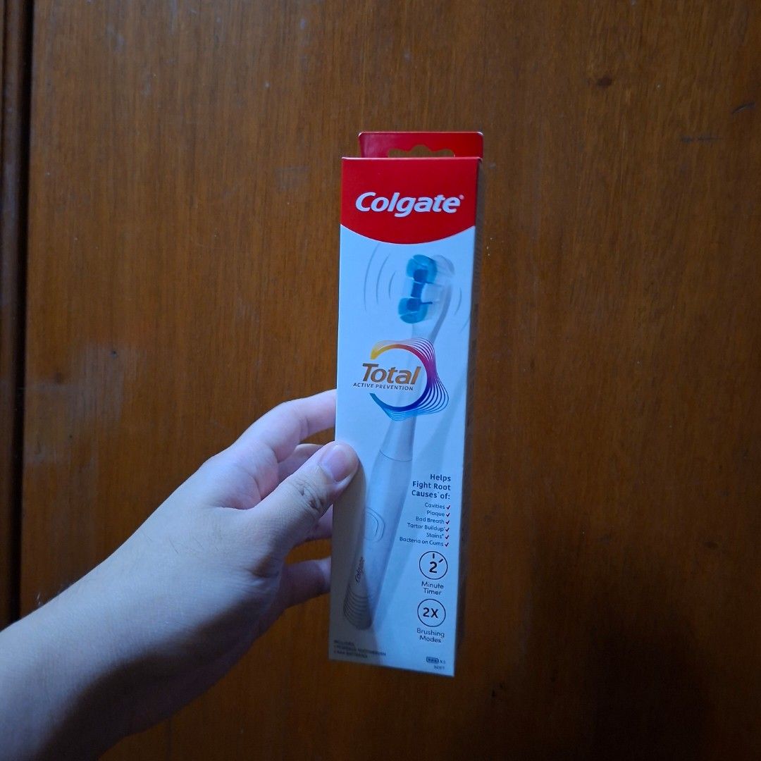 Colgate electric toothbrush (Category: Oral Care) located in Pasig City. Submitted by fast-ship (Listing ID 1455794150, Image 3). Description: .