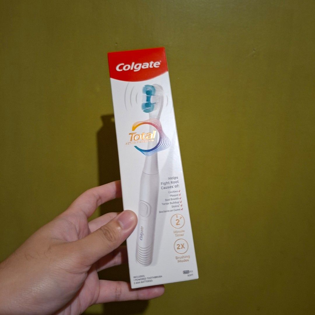 Colgate electric toothbrush (Category: Oral Care) located in Manila. Submitted by bargain-master (Listing ID 1455794747, Image 1). Description: .