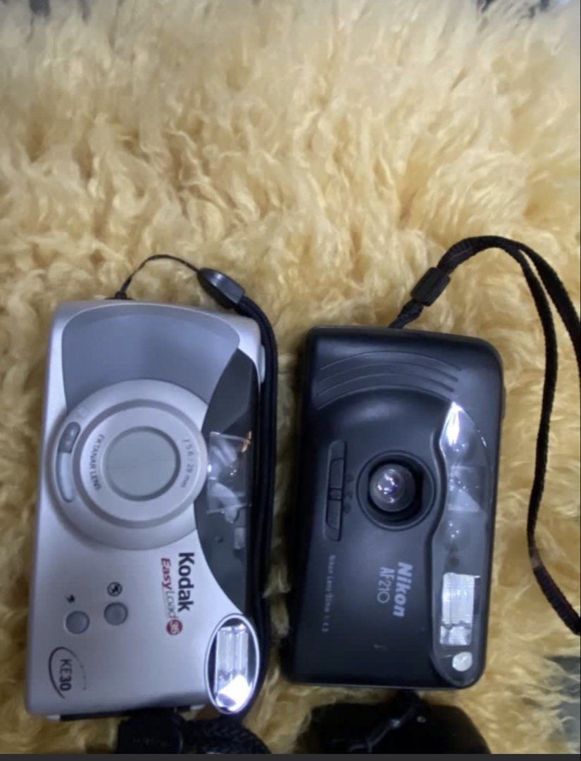 Combo Compact Camera (Category: Vintage Collectibles) located in Putrajaya. Submitted by one2.onlinestoreonline (Listing ID 1455709124, Image 2). Description: .