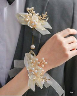 (Category: ) located in . Submitted by sglilcollections (Listing ID 1455760386, Image 1). Description: .