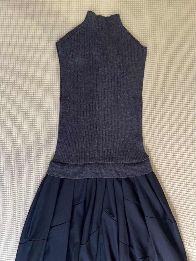 Dark gray sleeveless midi-dress (Category: Dresses) located in Balanga. Submitted by wweehaw (Listing ID 1455768351, Image 2). Description: My sister used this for one of their company events, and it’s also great for formal and dinner nights! super love the fit :)).