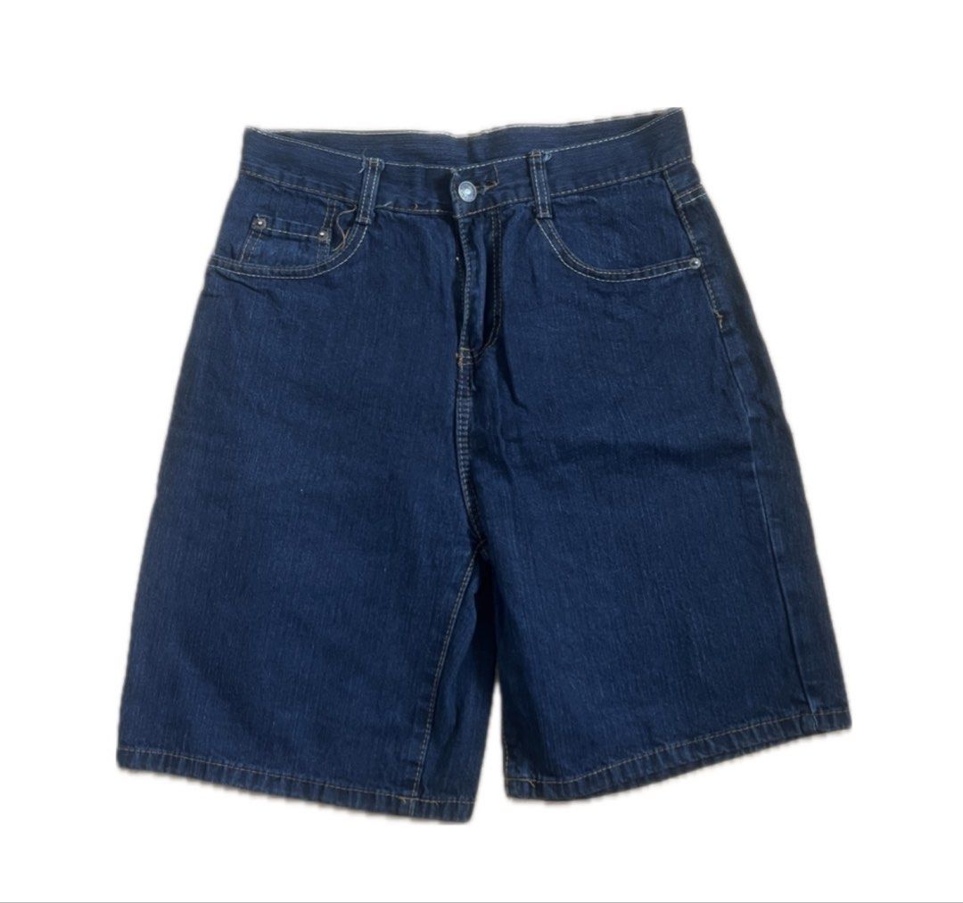 Dark Wash Raw Denim Jorts Size 31 (Category: Shorts) located in Quezon City. Submitted by rie.berns67 (Listing ID 1455721240, Image 1). Description: - Classic dark wash denim shorts - Straight leg cut - Button and zip closure - Two front and two back pockets - Hemmed bottom - Ideal for casual wear - Easy to pair with t-shirts or hoodies Length: 21.5 inches Loc: QC.