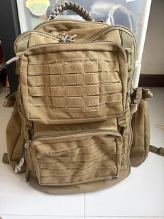 (Category: ) located in . Submitted by bestbuy_noregrets (Listing ID 1455767951, Image 1). Description: .