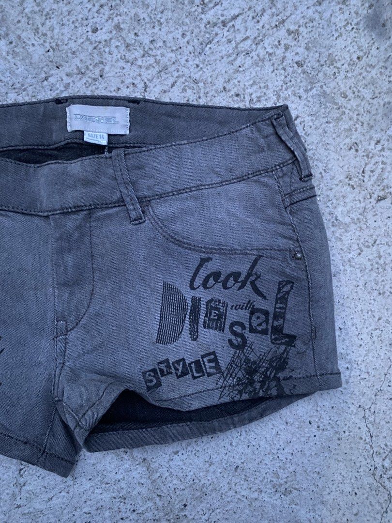 Diesel y2k dark grey short (Category: Shorts) located in Cebu City. Submitted by gianperothrifter (Listing ID 1455775567, Image 3). Description: waistline 27 inch length 10 inch excellent condition no issues .