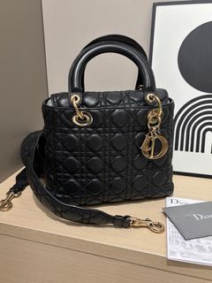 （分類：）位於 。 由 unicornlux 提交（商品編號 1455348969，圖片 1）。簡介： 。