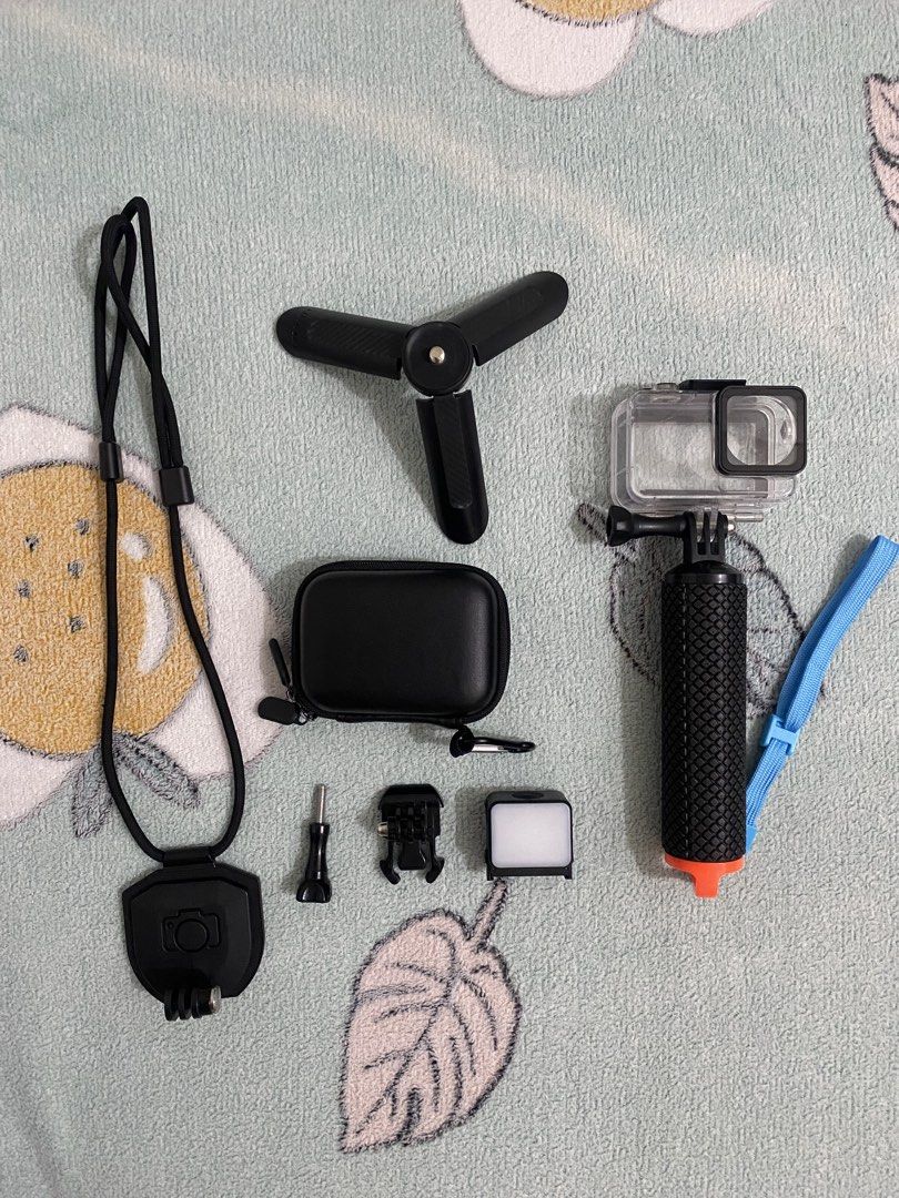 DJI Osmo Action 5 Pro Adventure Combo Camera (Category: Cameras) located in Santa Rosa. Submitted by altheajaner01 (Listing ID 1455825458, Image 3). Description: DJI Osmo Action 5 Pro Adventure Combo No issue Inclusion: DJI Adventure Combo (Bundle) Waterproof Housing Camera Case Ulanzi Mini Tripod Ulanzi Mini LED Light Magnetic Mount Neck Holder (POV shots) Buyer will shoulder the SF.