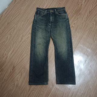 (Category: ) located in . Submitted by theyie (Listing ID 1455833003, Image 1). Description: .
