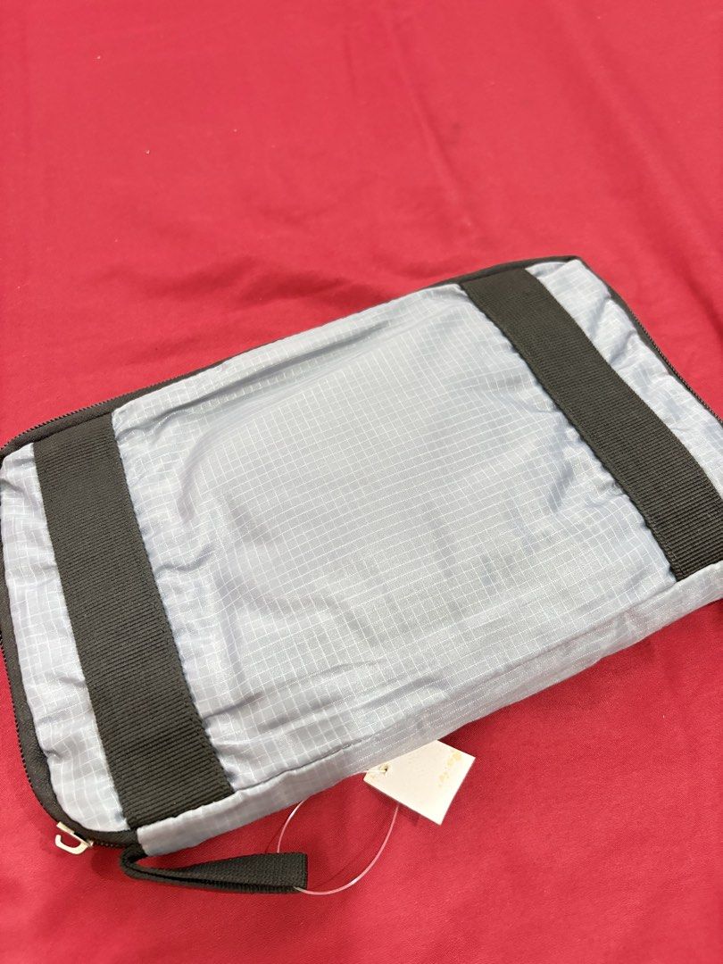 Foldable Duffle Bag (Category: Belt bags, Clutches and Pouches) located in Calamba. Submitted by tripleceedoubletwo (Listing ID 1455725859, Image 2). Description: Brown canvas tote bag. Stylish and spacious..